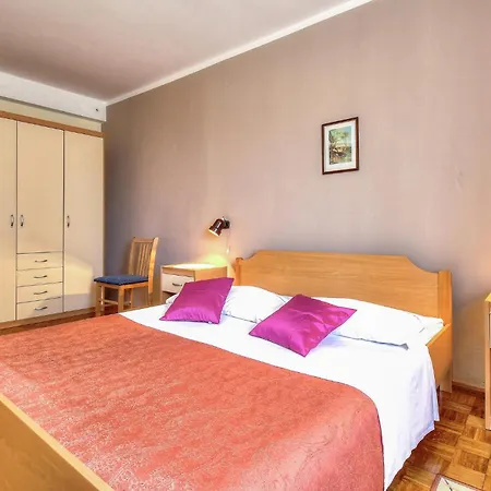 Apartment Mugeba I