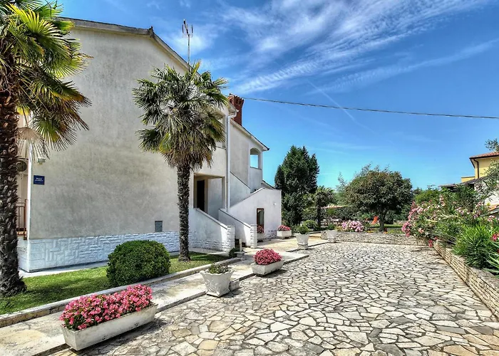 Апартаменты Mugeba I *