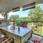 Appartement Mugeba I *