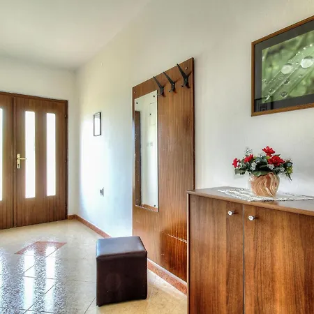 Lägenhet Mugeba I Poreč