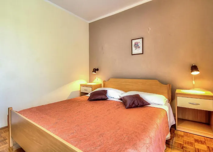 Mugeba I Apartament *